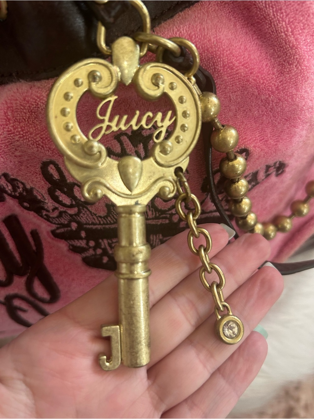 Vintage 2010 Juicy Couture Bubblegum Pink Terry Daydreamer Bag Key Charm SOLD!!! - Picture 5 of 16